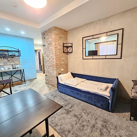 Brooch Boutique Hotel Тбілісі Екстер'єр фото