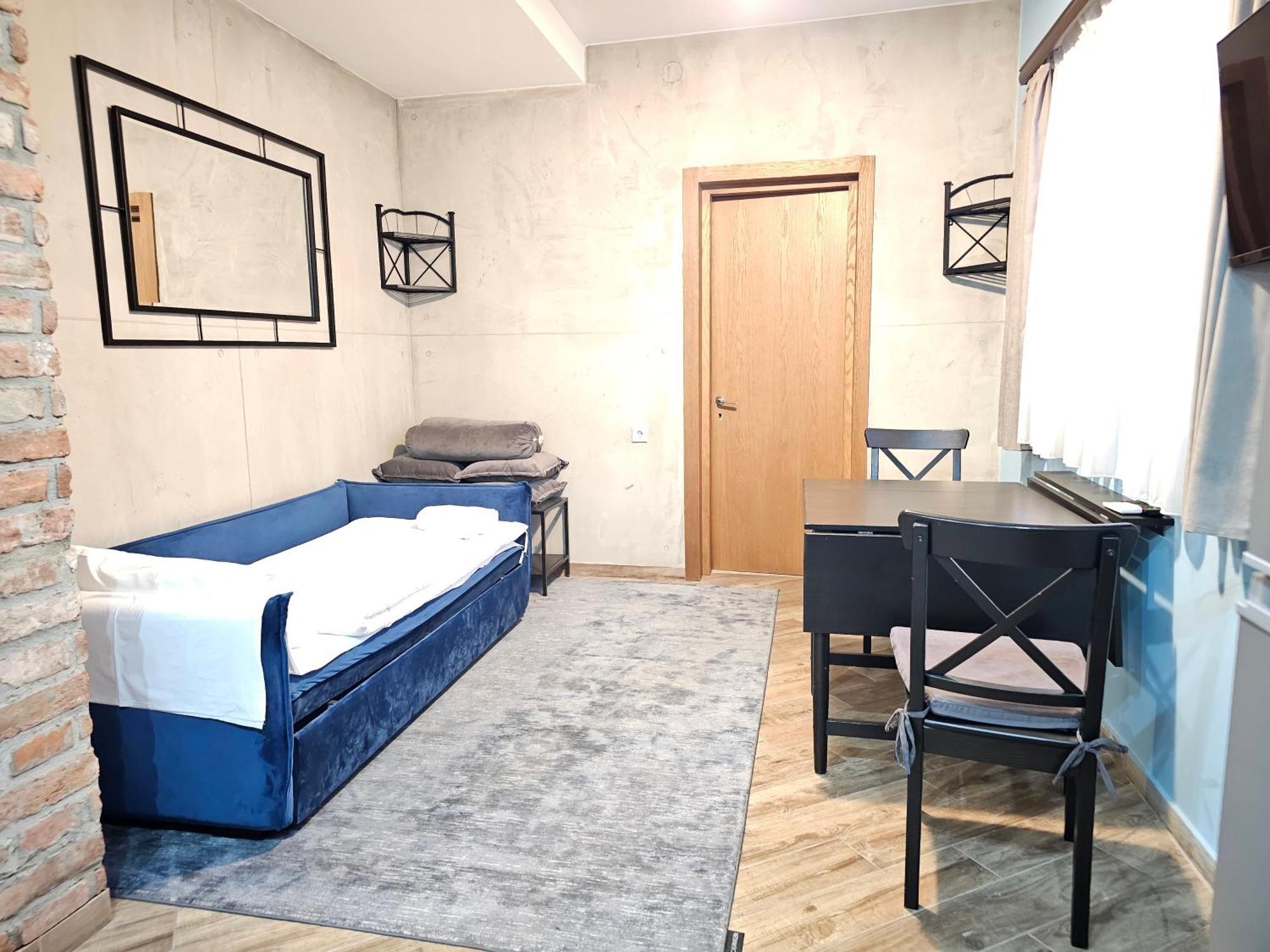 Brooch Boutique Hotel Тбілісі Екстер'єр фото